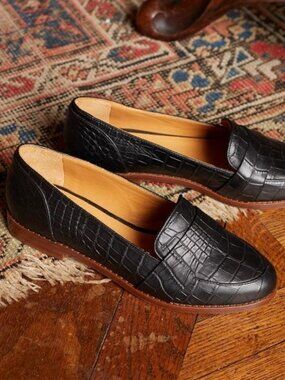 Sezane Michel Loafers in Black Crocodile